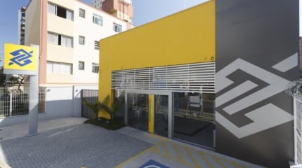Instituições e Empresas